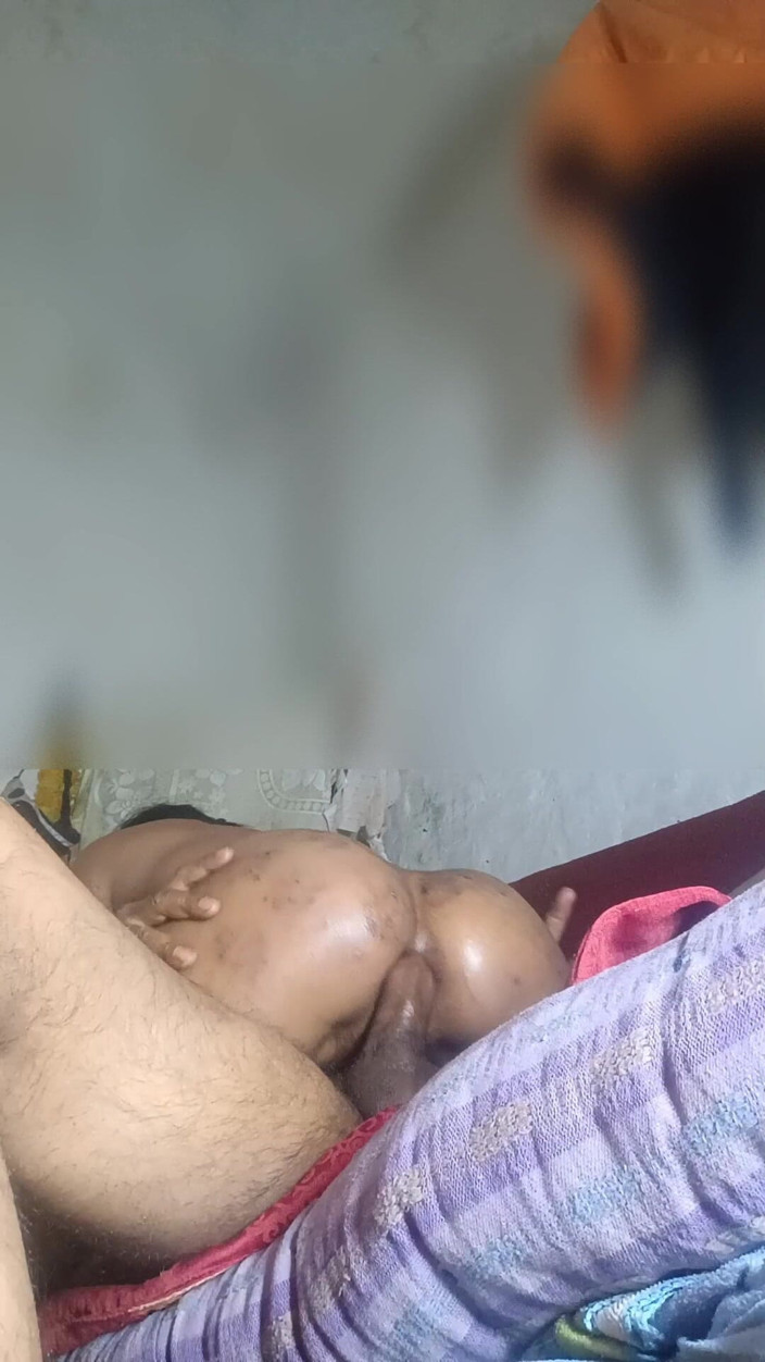 Mrandmrsvema22: gand chudaee (p2) sautela beta sauteli mammi ki gand chodta hai...