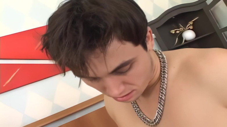 TRANS-ATLANTIC: Shemale kutas uzależniony nie może się oprzeć