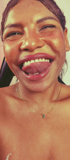 anabel693: 페티쉬 연기 입과 혀