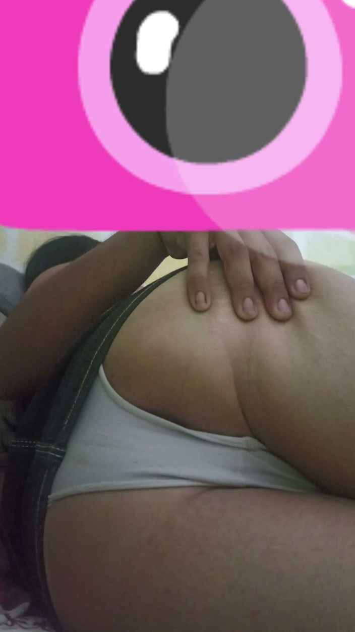 BritneyBunnyTs: Ass Close up