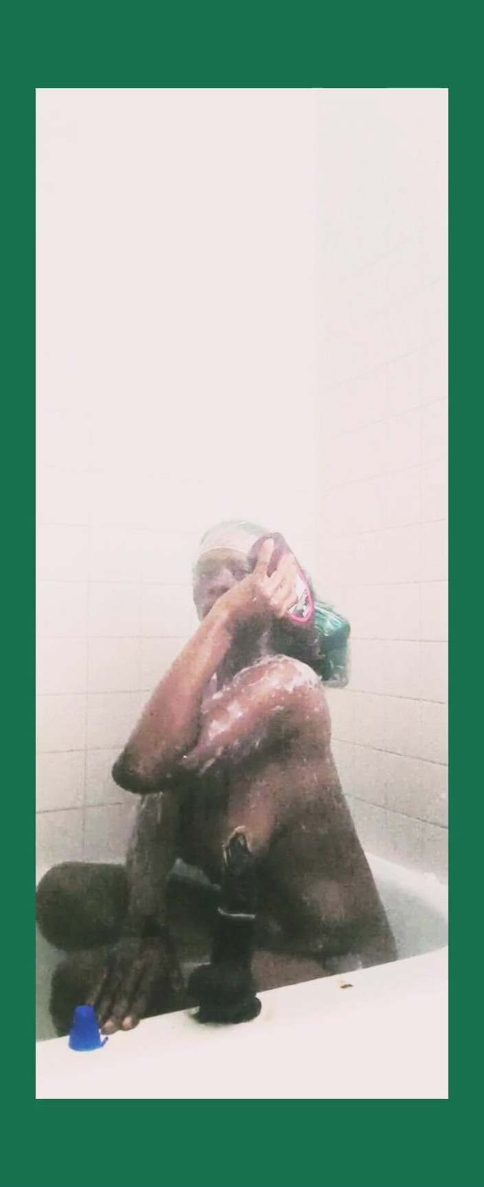 Perswayzion Xstacy: Скачка в душе