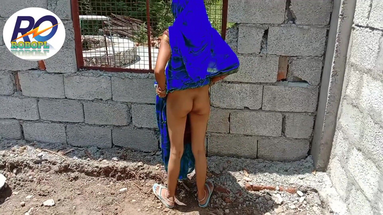 ROBOPLX-: Desi Village Bullu Saree