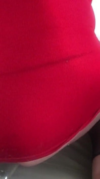 Sono una puttana molto grande voglio scopare e mangiare figa mi metto una bottiglia nel culo e arrivare all'orgasmo nel mio ufficio