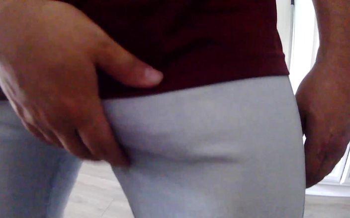 Dick Pants: Danza sporgente nei miei blue jeans