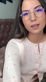JOI - 첫 딜도를 시도하는 수줍은 소녀