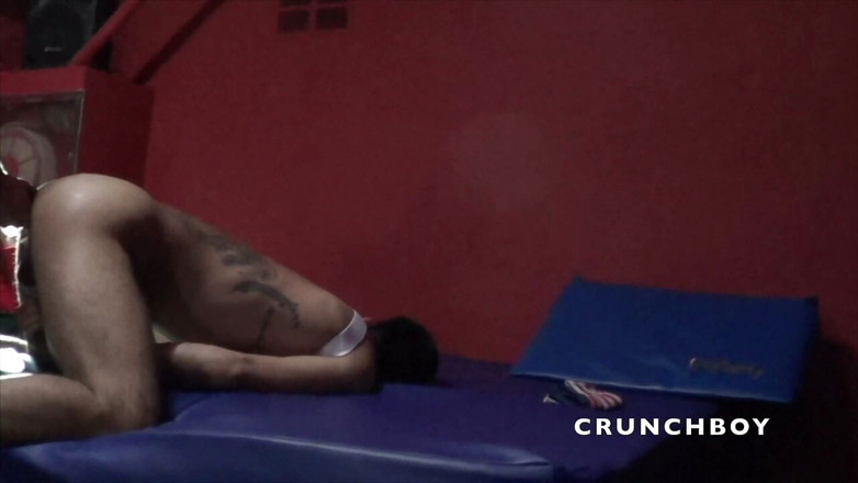 BAREBACK FUCK CLUB: Kamera surová šuká v Madridu