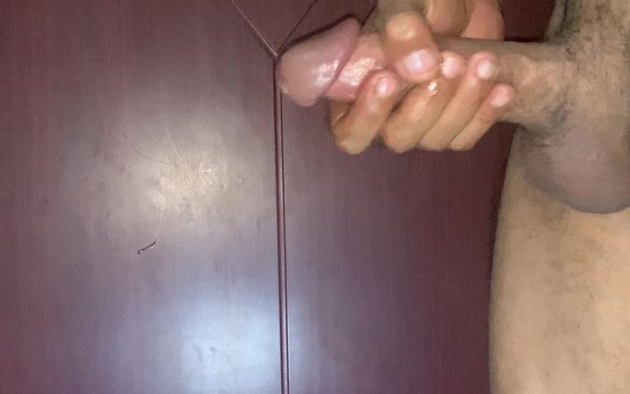 Preek Fans: Di balik pintu ngocok kontol 4k 60fps