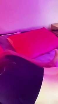 ทําให้เขาดิ้นไปมาด้วยความสุขบริสุทธิ์ - สาว TS ร้อนแรง