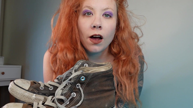 Deanna deadly: POV turned into my converse shoes (and back again)