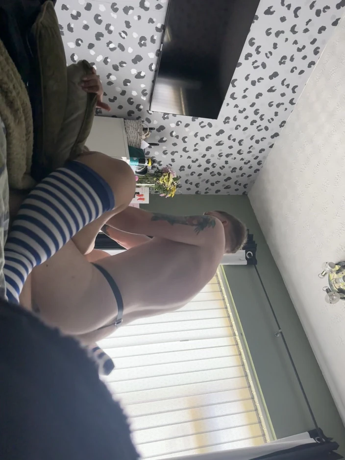 Filthy British Couple: I Ride Your Dick Like a Good Girl