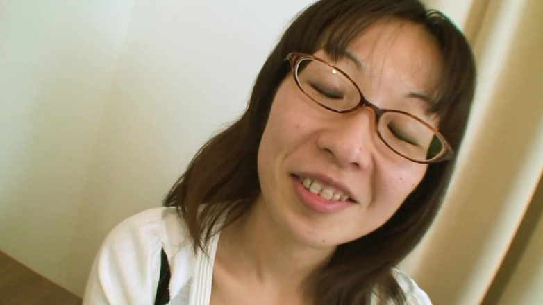 Japan Lust: Suri rumah nerd Jepun, Nobuko lapar untuk zakar keras