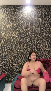 Puja la bhabhi se doigte sa chatte rose