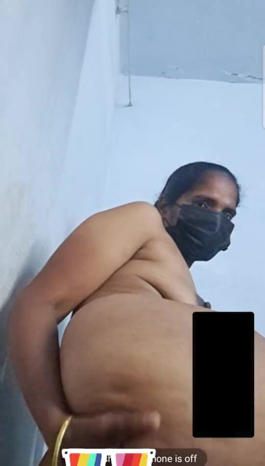 Jayaselvi: Tamil ciocia pink wewnętrzny serwis połączeń wideo