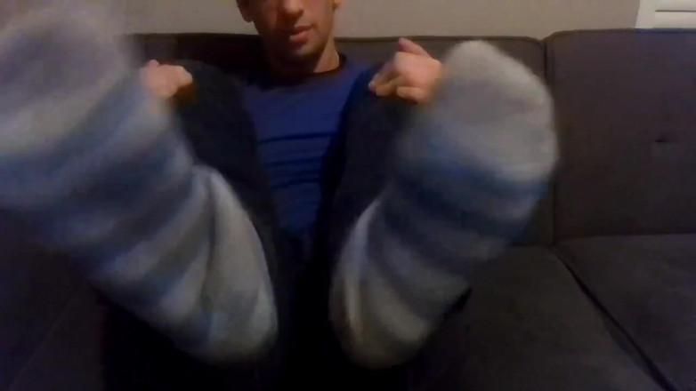 LilTaste: Footplay video del mese (ffvotm); Bonus Video maggio 2021 (senza audio)