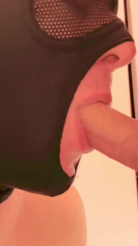 Spust ladle w Gloryhole - Student daje mi swój ładunek