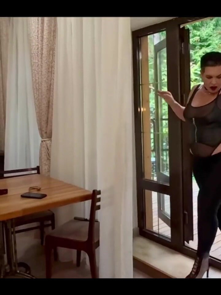 KarmenMilf: Un nuovo video sarà pubblicato presto