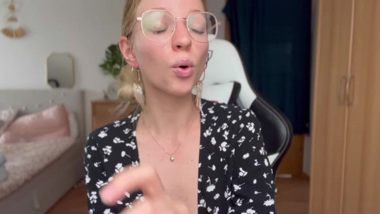 Goddess_Bella_Rae: Why the Passport Bros Are Betas in Disguise