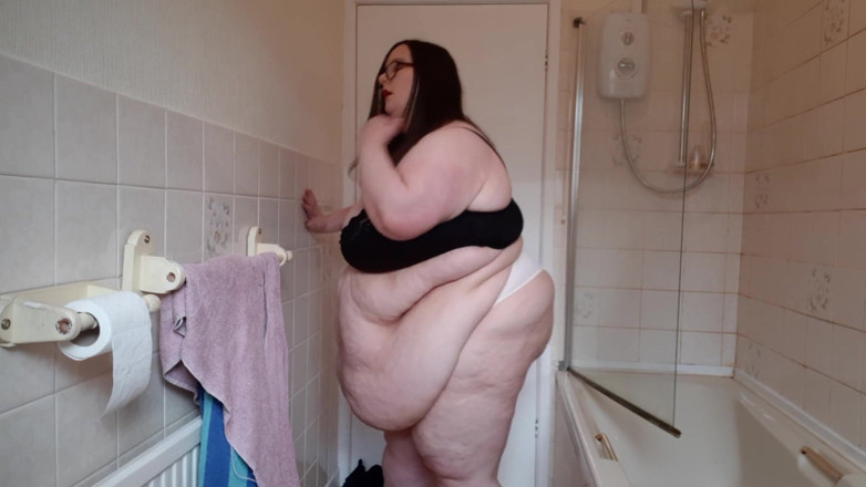 SSBBWLadyBrads: Z wydechu SSBBW brzuch jiggle wiggle