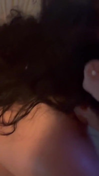 Dreier mit meinem ehemann endet mit einem schönen cumshot in meinen arsch!!