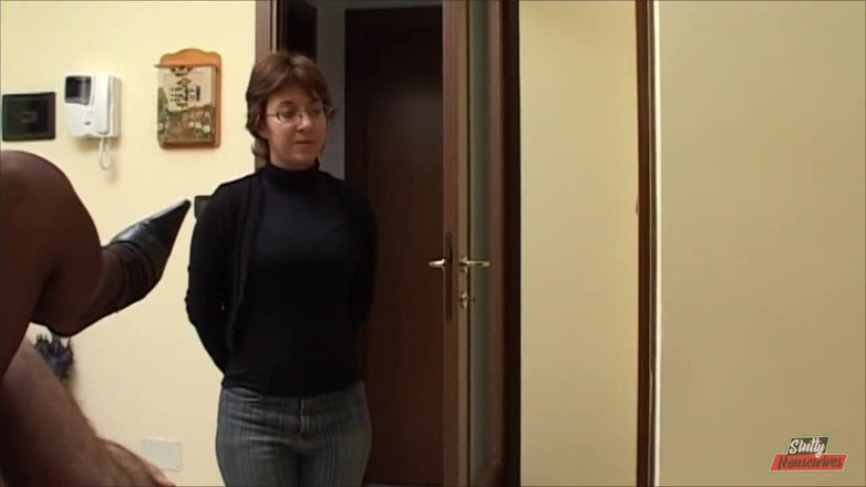 Vere Casalinghe Italia.: Blonde rijpe dame wordt geneukt