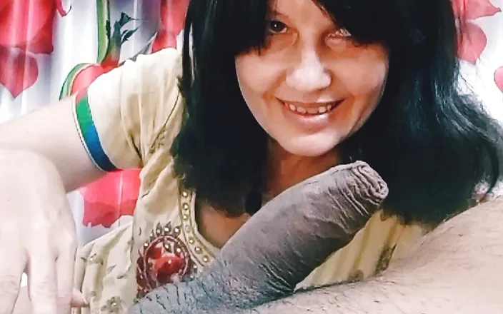 Bolly Karma: Amateur Couple Hot Fun Session