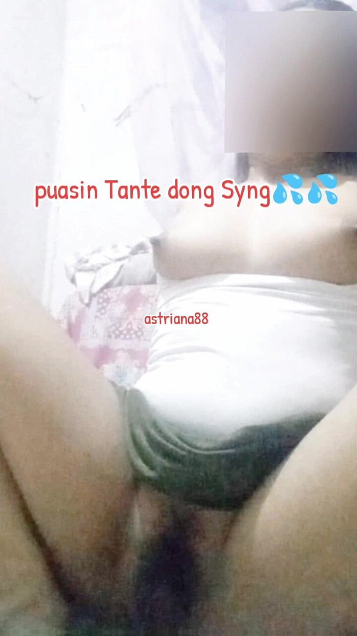 Astriana88: Alleinerziehende Mütter sind geil