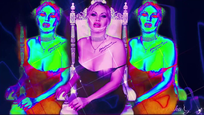 Goddess Misha Goldy: AsMR ipnotizzante! Oggi ti rinchiuderò in castità! Serve il portachiachiali!