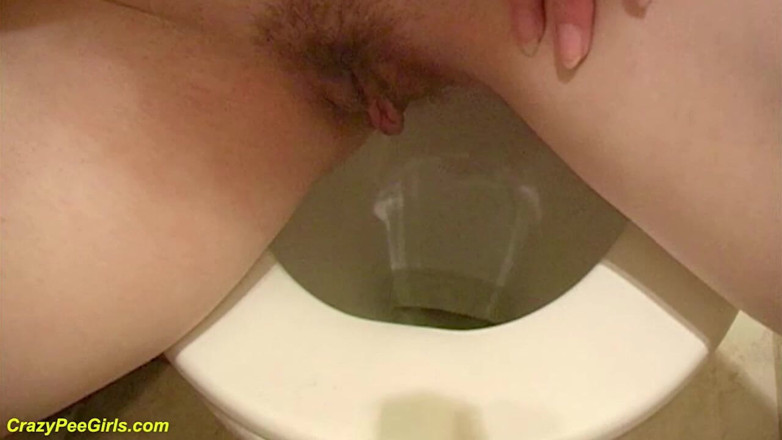 Pure Pee: Kobieta siusiu