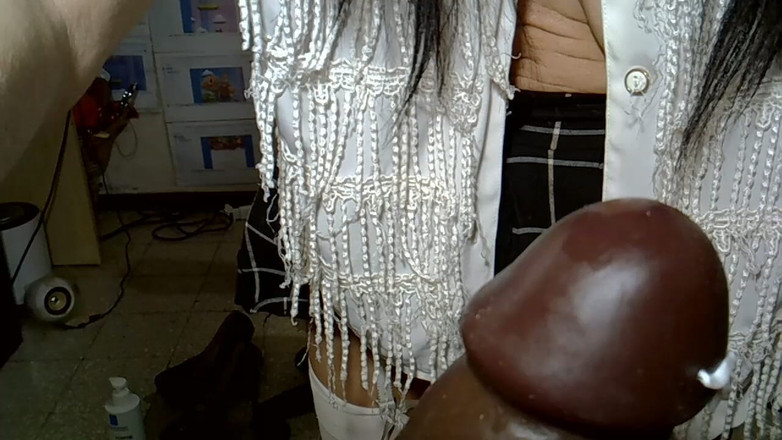 WEBREGINETTA2023: Профессор Гресс жестоко обработает яйца