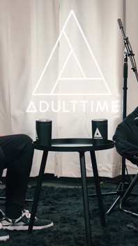 เอเวอรี่ แบล็ก เต้นตอดควย, เรื่องอาชญากรรมจริง, และกำกับ VR หนังโป๊ | Adult Time Podcast