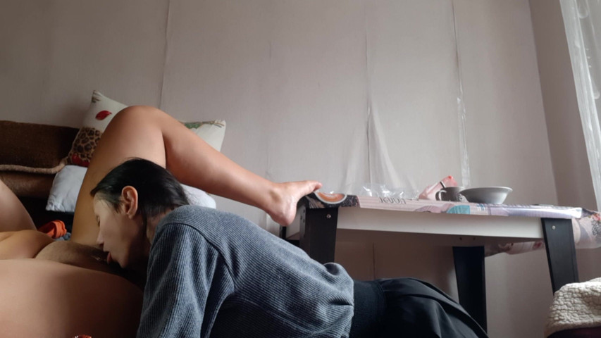 I Give My Girlfriend a Head Massage While She Sucks, Kisses, and Licks My Pussy (Lesbian-illusion)