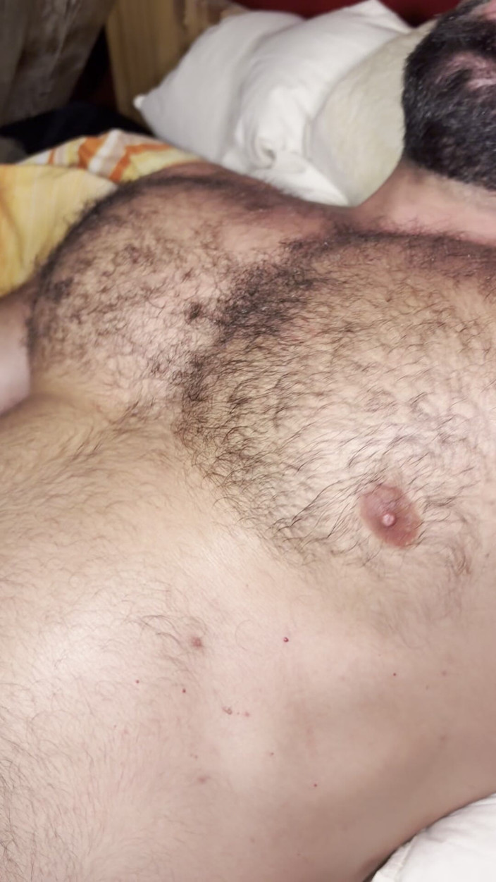 Massive daddy xxx: Ejaculare bărbat masiv