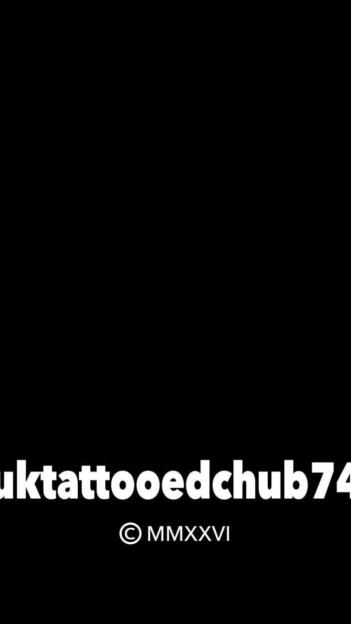 uktattooedchub74: Toliet Cubicle - joc cu bagheta magică și spermă