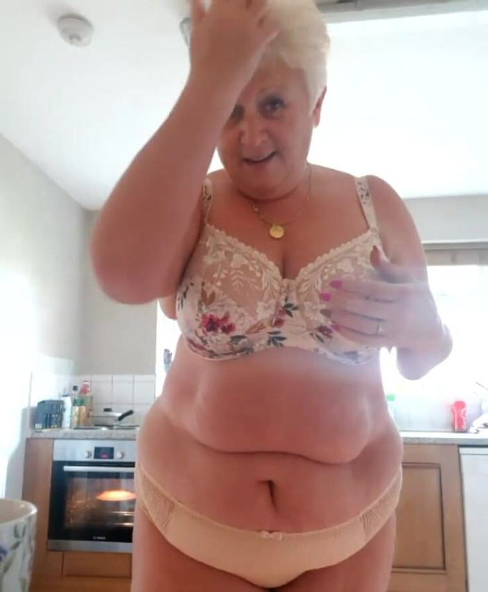 Uk Joolz: 直播开始 11/20/2019 09：43 上午