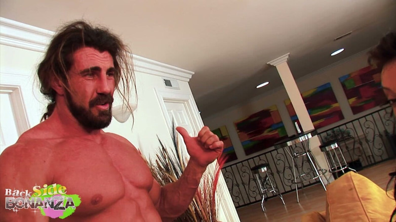 Inn Of Sin: PAWG Ricki White Slam Fucked by Buff Bwc