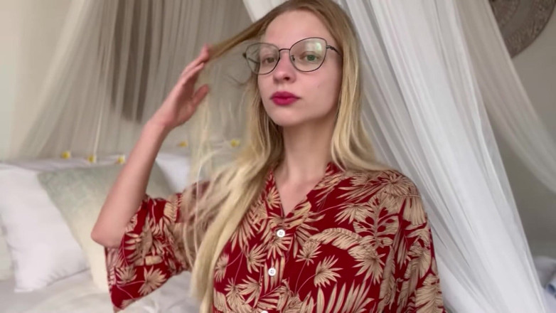 Goddess_Bella_Rae: Acımasız kadın egemenliği tanrıçası seni yerine koyuyor