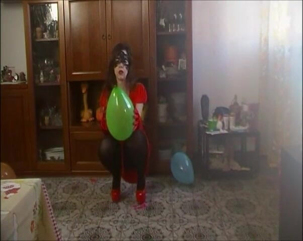 Bergami Melissa: Ti Schíaccio I Coglioni Inutile Schiavo - POV - Italský jazyk - Verze...