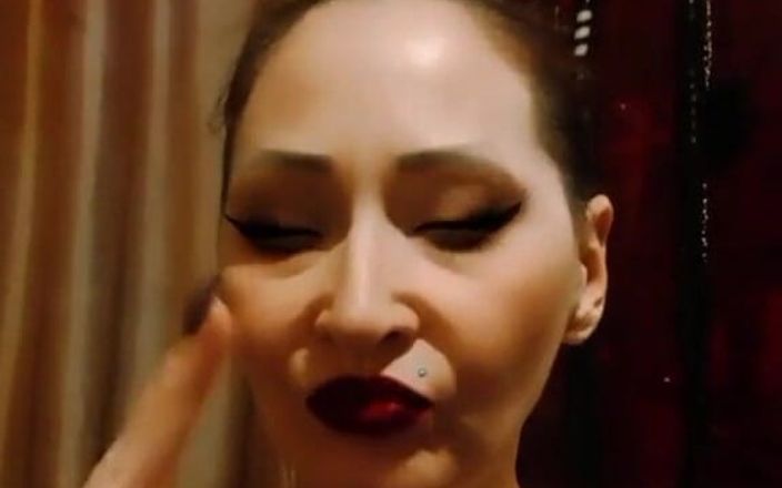 Dominatrix Redsonyja: Jugos de Tik Tokovi voy a dormir y verte en...