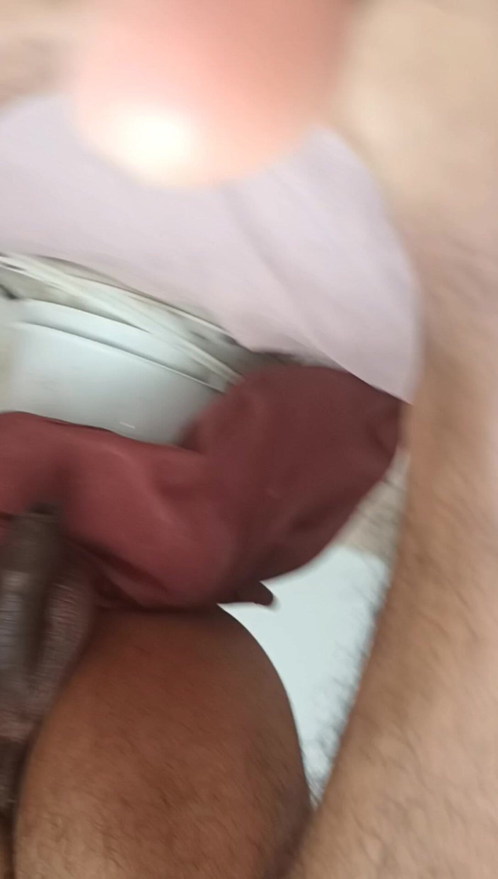 Tommhot: Mostrando Partes De Primer Plano De Mi Cuerpo