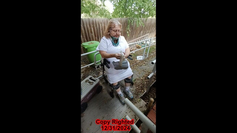 BBW nurse Vicki adventures with friends: Chudá sestřička Vicki začátek nebo část 1