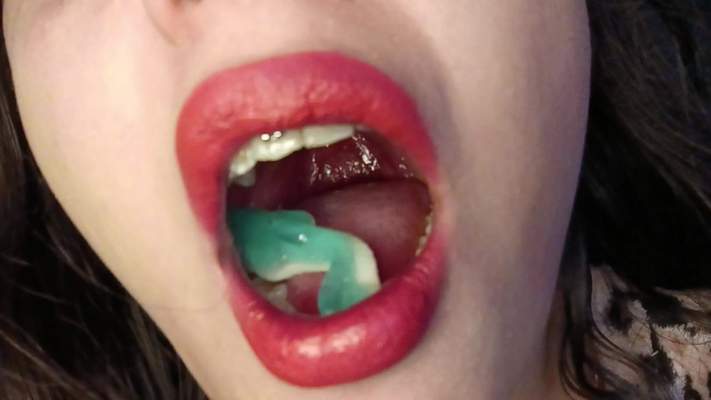 Golden domme: Consume Chews Gummies