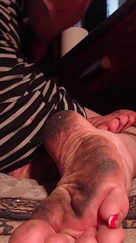 Picioare murdare de transsexuală