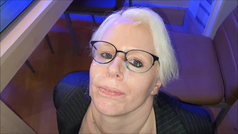 UserBitch1: Domácí Kancelář - a Šéf Už to Všechno Viděl