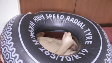 Inflatable Lovers: Inflatable radial tyre