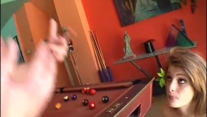 Hefburg: White slut fay Regan doe what she needs