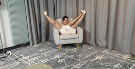 Wanilianna: Solo masturbation in white, classing lingerie and my favourite nylons.