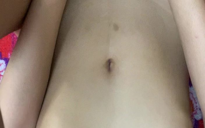 Afterdark affair: 란제리가 없는 Saree를 입고 천천히 옷을 벗고 부드럽게 이름을 외치면서 몸을 만집니다.