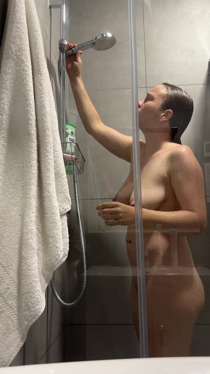 SweetLucy96: Stor rumpa och stora bröst