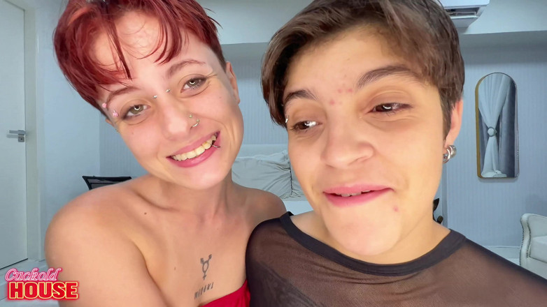 CuckoldHouse: Orgia Quente Com 3 Caras Fodendo 2 Garotas Bissexuais Muito Gostosas