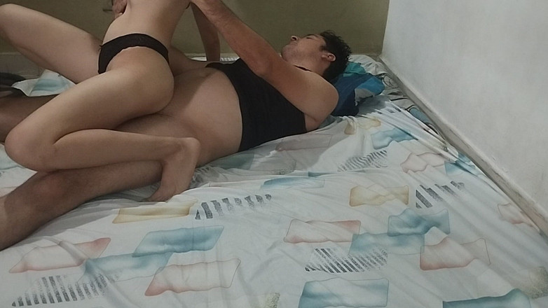 Mr_jhovin: Tinder kızı prezervatifsiz penisime biniyor